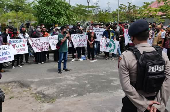 Aksi protes didepan pengadilan Palangkaraya 2022