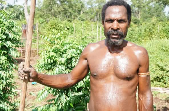 Seorang asli Papua dari marga Gebze, Merauke