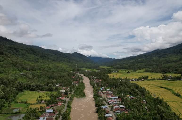 Sebuah sungai melintasi wilayah Beutong