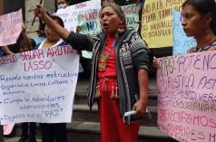 Protes menentang pertambangan di Ekuador di depan Kementerian Lingkungan Hidup, Oktober 2021