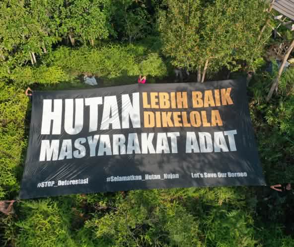 Transparen raksasa