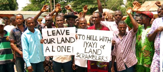 Protes menentang Okomu Oil Palm Oil di Nigeria