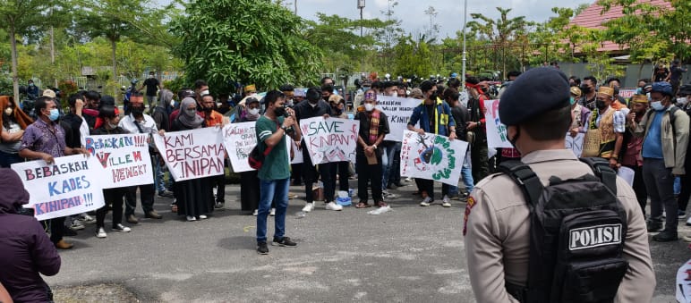 Aksi protes didepan pengadilan Palangkaraya 2022