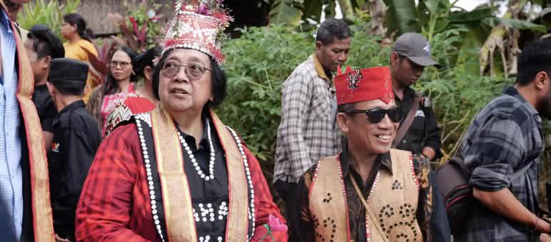 Siti Nurbaya bersama Effendi Buhing