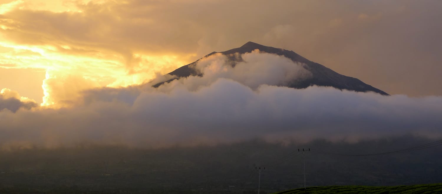 gunung Kerinici, Sumatra