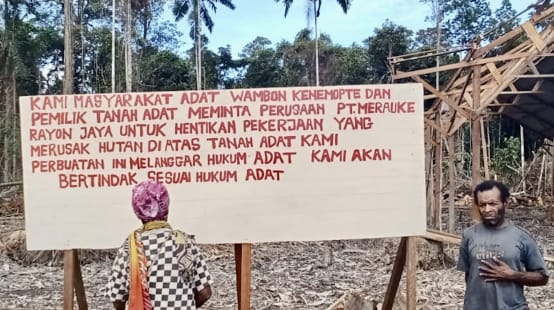 Tanda meminta perusahaan rayon hentikan pengrusakan hutan