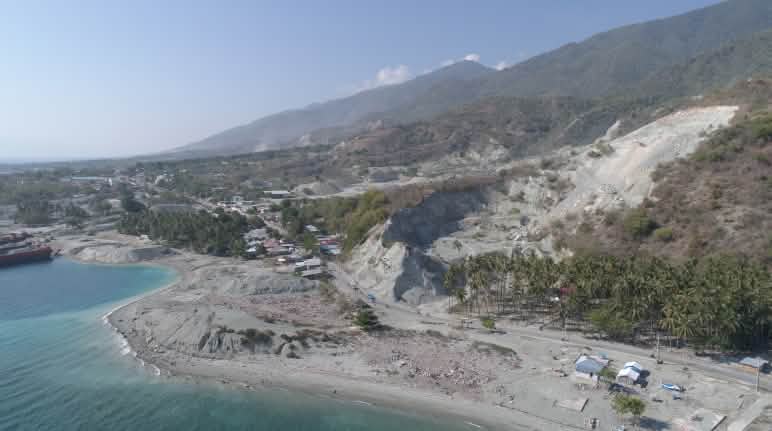 Galian pasir merusak pulau-pulau kecil dan pantai-pantai di Sulawesi Pertambangan pasir di pinggir pantai