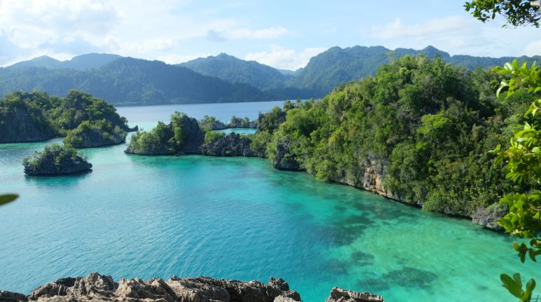 Pulau Sombori di Sulawesi Tengah Pulau Sombori di Sulawesi Tengah