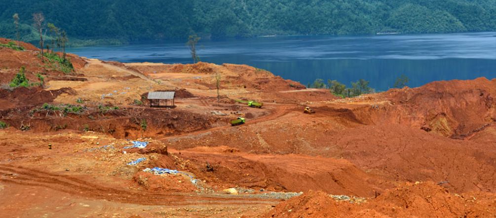 Tambangan nikel BDM merusak sungai, laut dan hutan Tambangan nikel BDM di Morowali